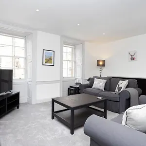  Apartment Joivy Elegant New Town Flat Near Princes Street