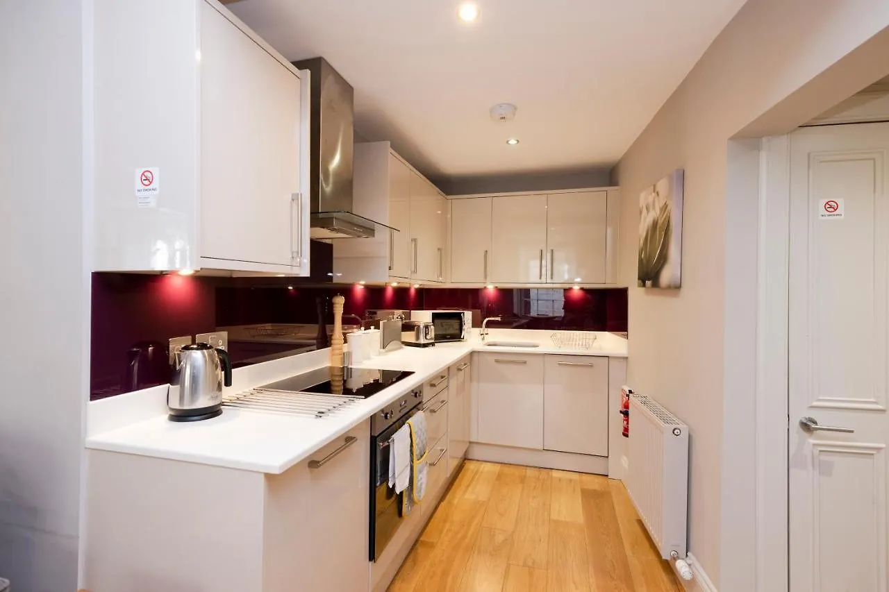 Joivy Splendid Flat Near Edinburgh Castleアパートメント アパート